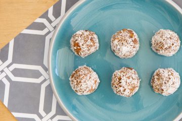 carrot-cake-bliss-balls-mealplan